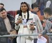 Siyabonga Ngezana, surprins de un copil după FCSB - U Cluj! Cadoul a ajuns în brațele partenerei