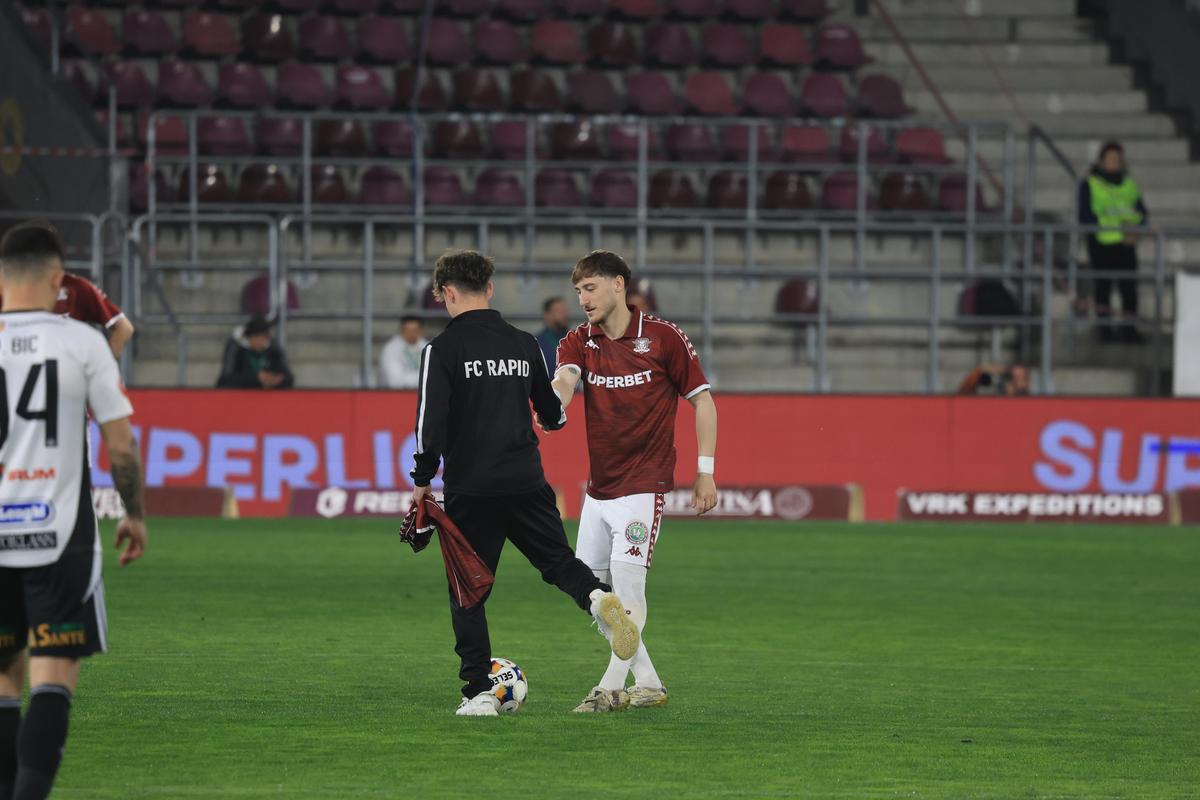 Rapid - U Cluj 1-2 » Plutind spre titlu: Mendy și Stanojev au făcut ce au vrut în Giulești!