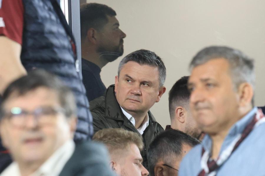 Cristi Balaj, la Rapid - U Cluj// foto: Ionuț Iordache (GSP) 8 detalii de la Rapid - U Cluj » Scandări împotriva Legii 4, gest special pentru Mircea Lucescu + noul „transfer” la primul meci