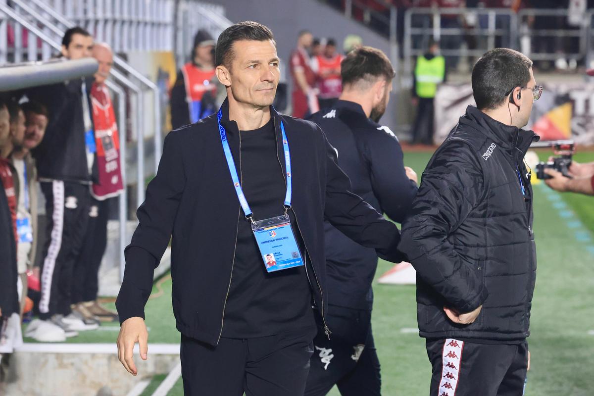 Rapid - U Cluj, imagini de pe teren și din loji