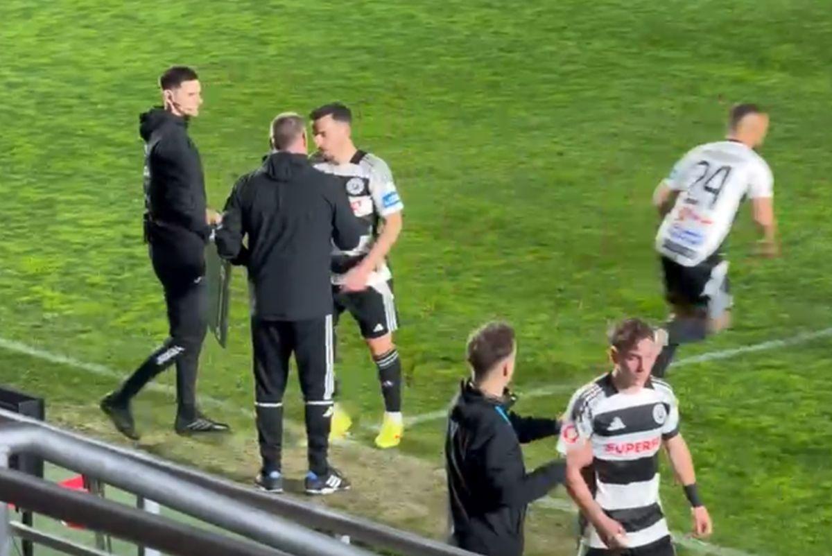 Schimbat înainte de pauză în Rapid - U Cluj, Dan Nistor a făcut urât