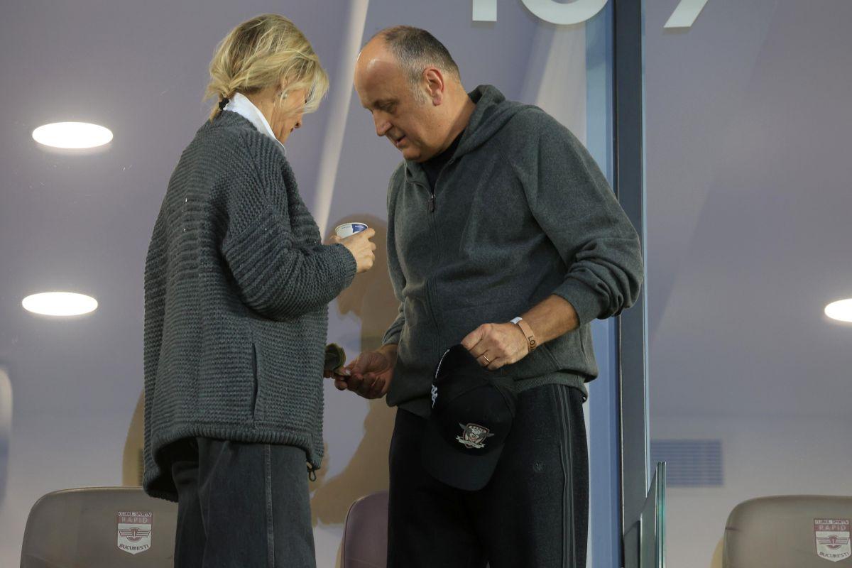Cum au fost surprinși Dan și Diana Șucu cu câteva minute înainte de Rapid - U Cluj