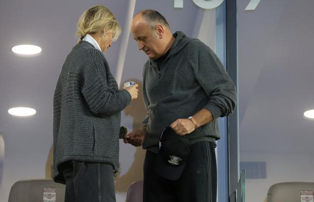 Cum au fost surprinși Dan și Diana Șucu cu câteva minute înainte de Rapid - U Cluj