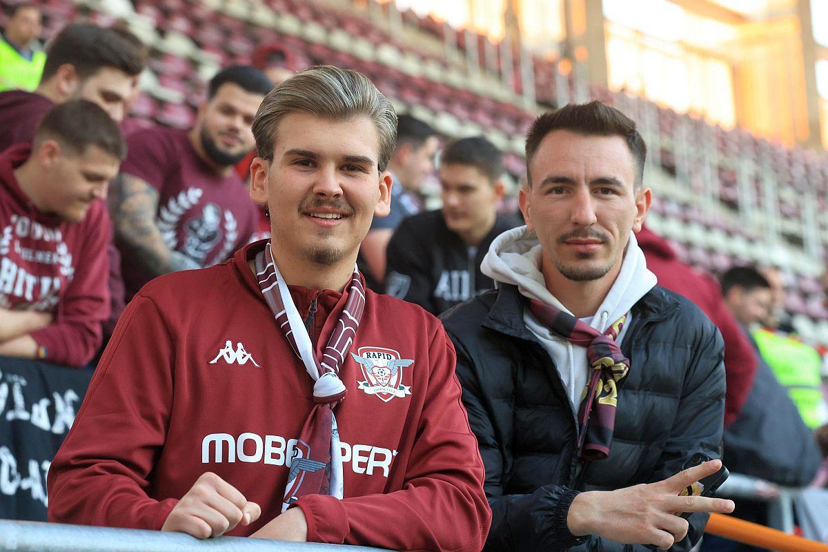 8 detalii de la Rapid - U Cluj » Scandări împotriva Legii 4, gest special pentru Mircea Lucescu + noul „transfer” la primul meci