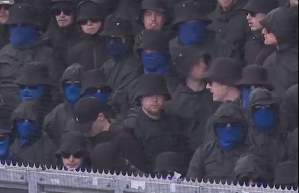 O oră și jumătate întârziere la derby-ul din Olanda! Motivul ieșit din comun
