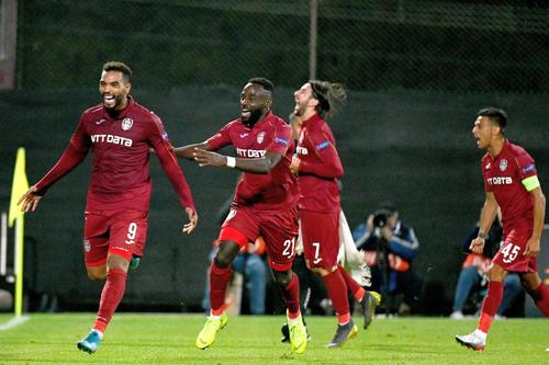 Fotbaliștii din Liga 1 abia așteaptă reluarea campionatului. foto: Guliver/Getty Images