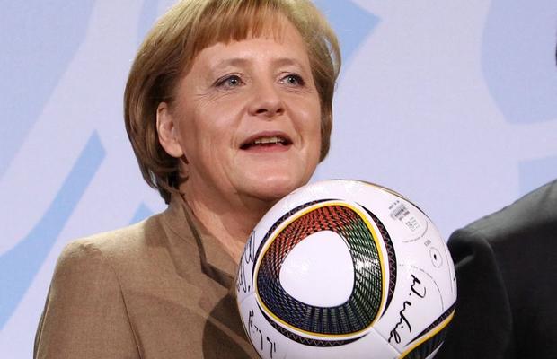 Angela Merkel și-a dat acordul » Data la care se va relua Bundesliga
