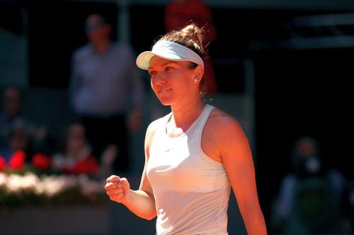 Simona Halep și-a trecut un titlu în palmares în 2020: Dubai // sursă foto: Guliver/gettyimages