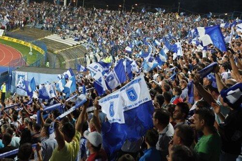 „Dezbaterea Zilei”, 5 mai: Bănia va avea, cel mai probabil, două formații în următorul sezon de Liga 1. Cu cine vor ține microbiștii din Craiova? Cu CS Universitatea Craiova sau cu U Craiova 1948?