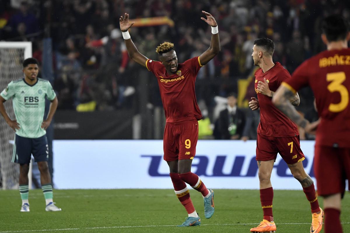 AS Roma și Feyenoord s-au calificat în finala Conference League