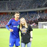 Rebeca, studenta-ultras care salvează vieți  / Sursă foto: Facebook@ Steaua București