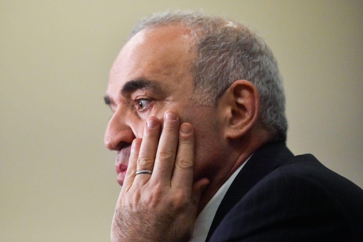 Război în Ucraina, ziua 71 » Kasparov spune ce mare lider al Europei ar fi fost mână în mână cu Vladimir Putin: „Are responsabilitate directă pentru agresivitatea lui!”