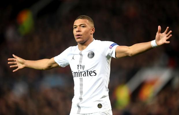 Le Parisien: Mbappe a bătut palma cu PSG » Mama francezului neagă acordul de principiu