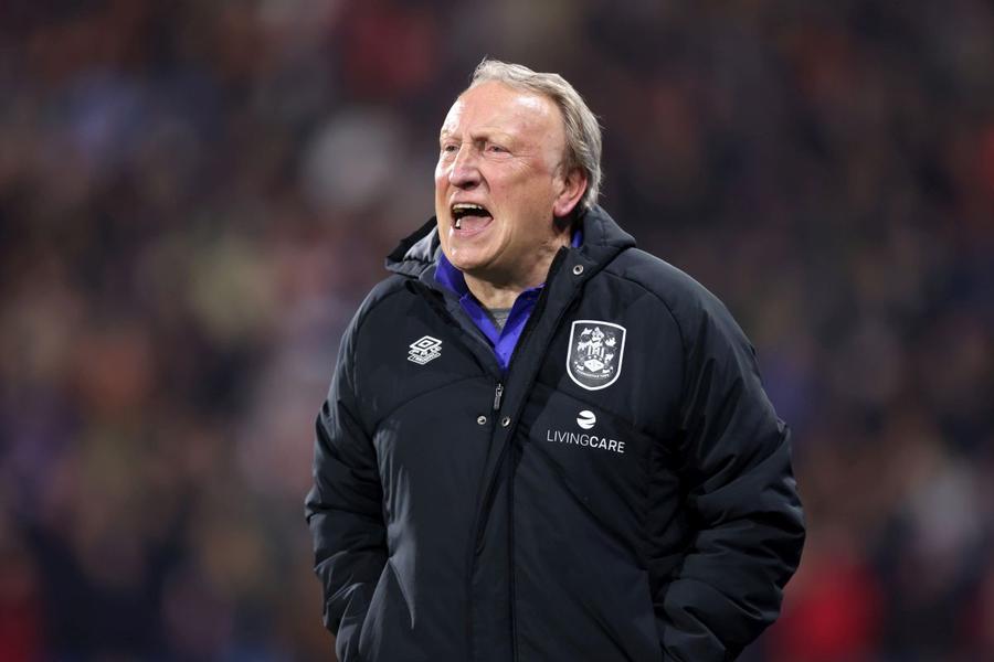 Neil Warnock (foto: Guliver/Getty Images) Omletă, nunți neprevăzute și înmormântări anulate