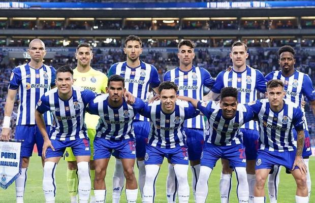 Fostul fundaș de la Real Madrid, victima rasismului în meciul de Cupă? „M-a numit maimuță. Arbitrul nu a avut curaj să ia vreo măsură” + Adversarii îl acuză că minte