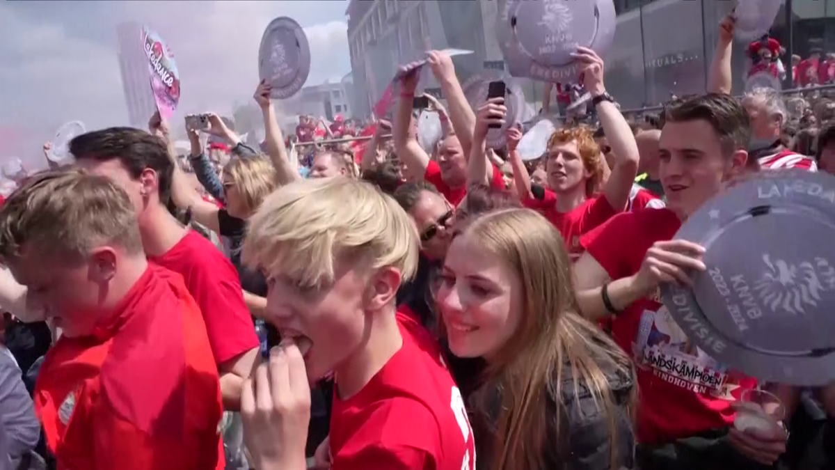 Au invadat străzile orașului! PSV Eindhoven a învins-o pe Sparta Rotterdam și este campioană în Olanda