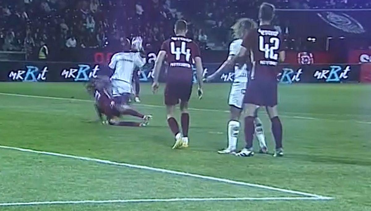 Au cerut penalty chiar în finalul reprizei din CFR Cluj - Rapid » Primul verdict al expertului în arbitraj