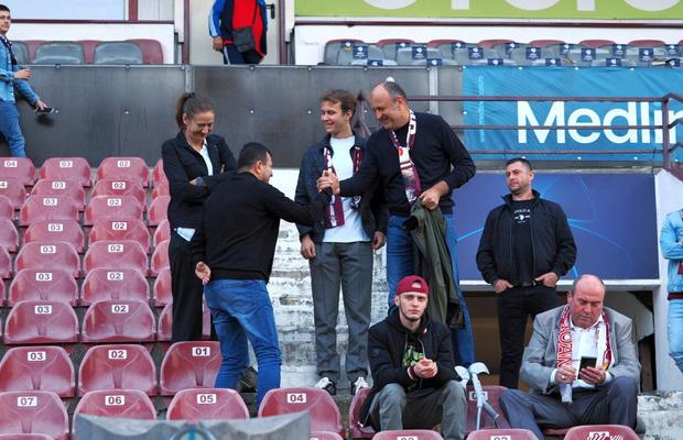Lui Șucu i-a revenit zâmbetul » Cu cine a apărut în Gruia, înainte de CFR Cluj - Rapid