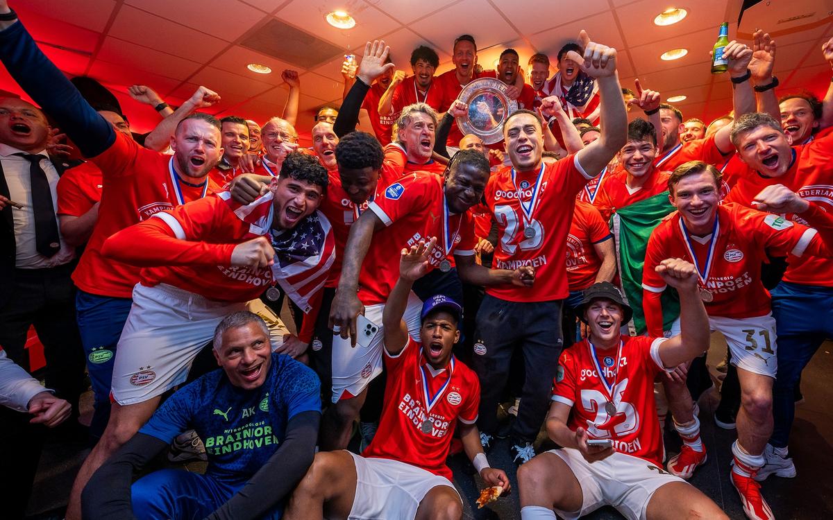 Au invadat străzile orașului! PSV Eindhoven a învins-o pe Sparta Rotterdam și este campioană în Olanda