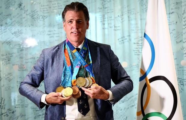 Multiplul campion olimpic la înot are medalii noi, în locul celor pierdute în incendiile din Los Angeles
