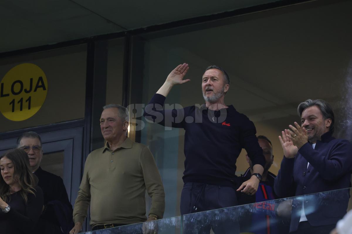 MM Stoica arată degetul mijlociu la finalul derby-ului FCSB - Dinamo