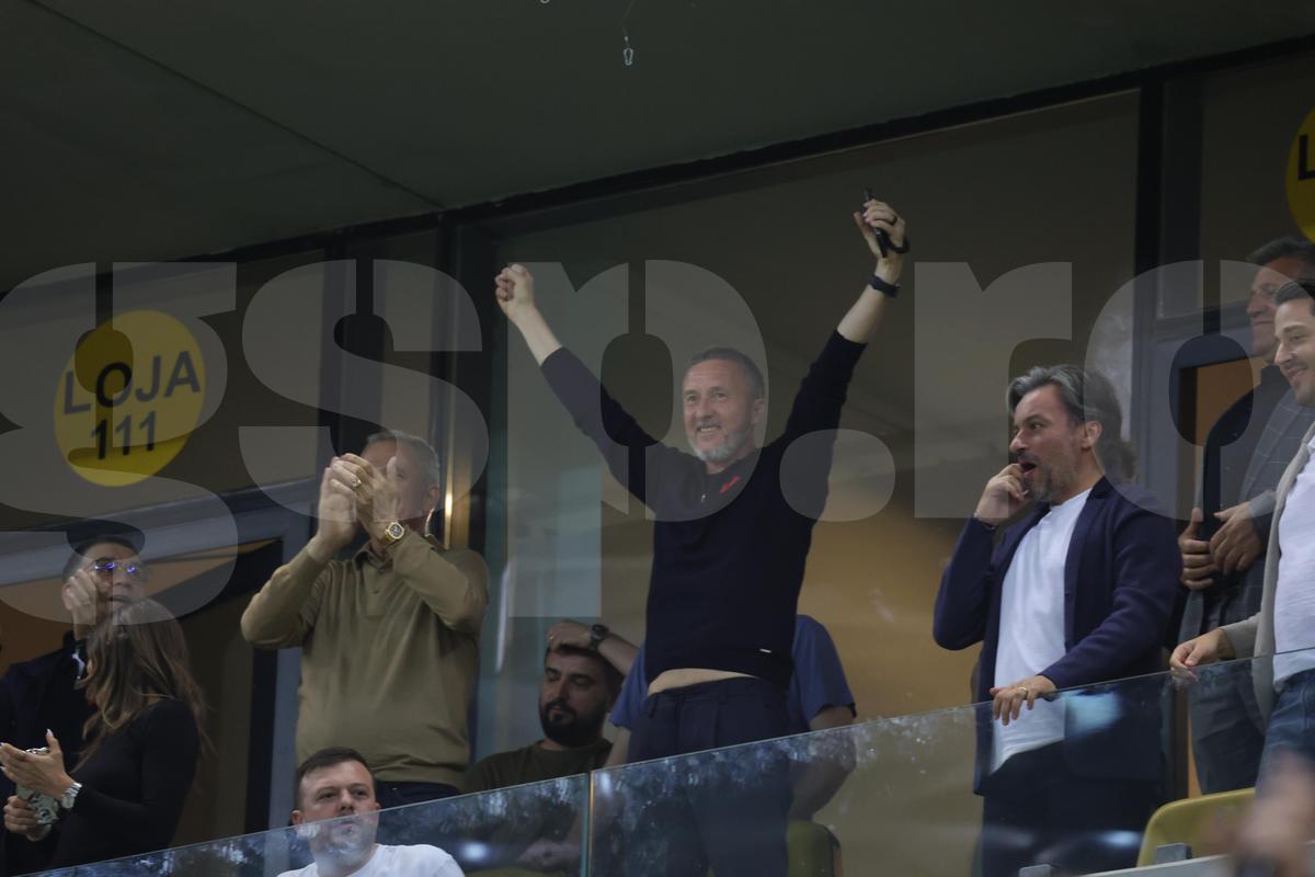 MM Stoica s-a luat de Caparco și Balaj după victoria cu Dinamo: „Așa e când te faci că muncești pe la emisiuni, dar stai acasă să mănânci ouă când echipa ta joacă meci de titlu”
