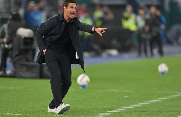 Tensiuni în vestiarul Parmei » Cristi Chivu și-a băgat echipa în ședință, iar un jucător ar putea fi amendat!
