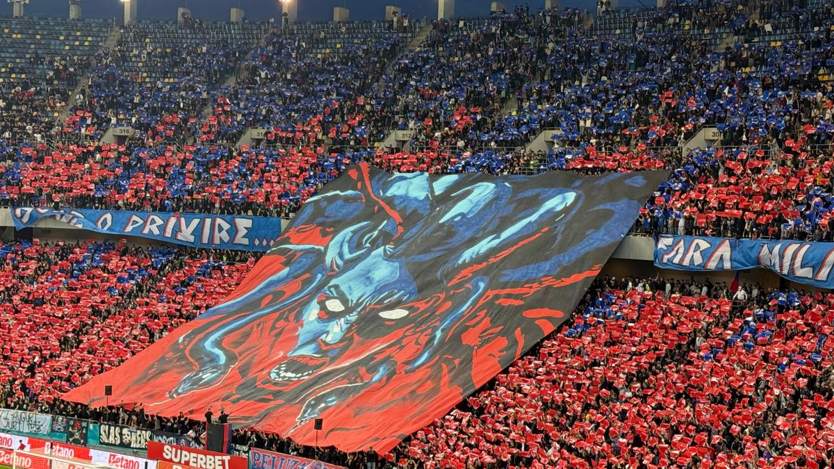 Spectacol în roșu și albastru! Galeria FCSB, superioară în duelul peluzelor: scenografia afișată în derby + dinamoviștii au răspuns cu un citat din Elisabeta Rizea