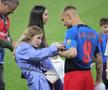 Antonia Salanta și Daniel Bîrligea, după FCSB - Dinamo 3-1, de pe Arena Națională. Foto: Ionuț Iordache (GSP.RO)
