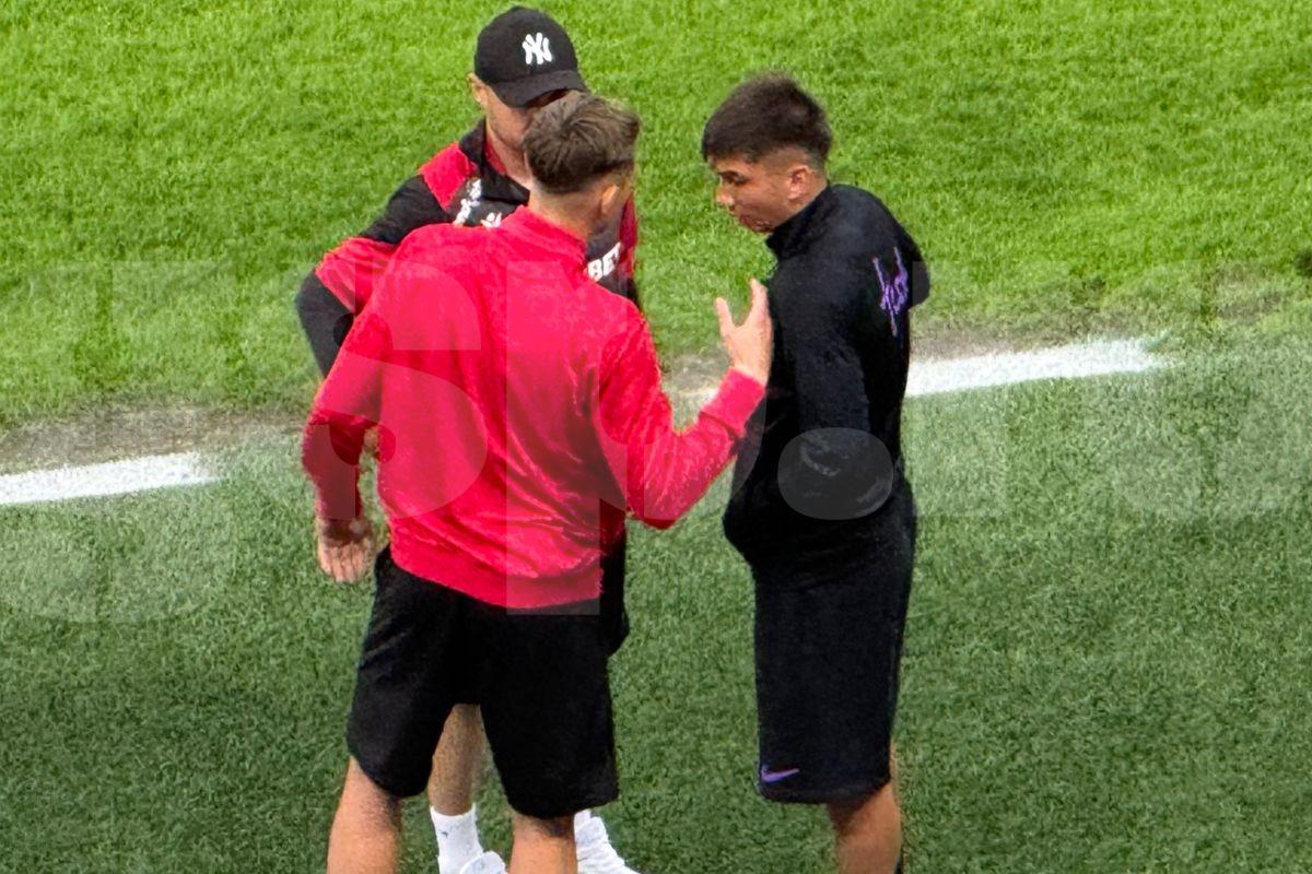 Alexandru Musi, la șuetă cu dinamoviștii, înaintea derby-ului de pe Arena Națională