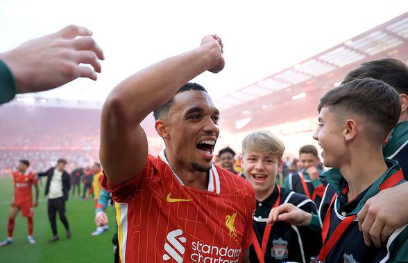 Dedesubturile afacerii Alexander-Arnold la Madrid: când l-a anunțat pe Slot că pleacă de la Liverpool + Ce ofertă i-au făcut „cormoranii”