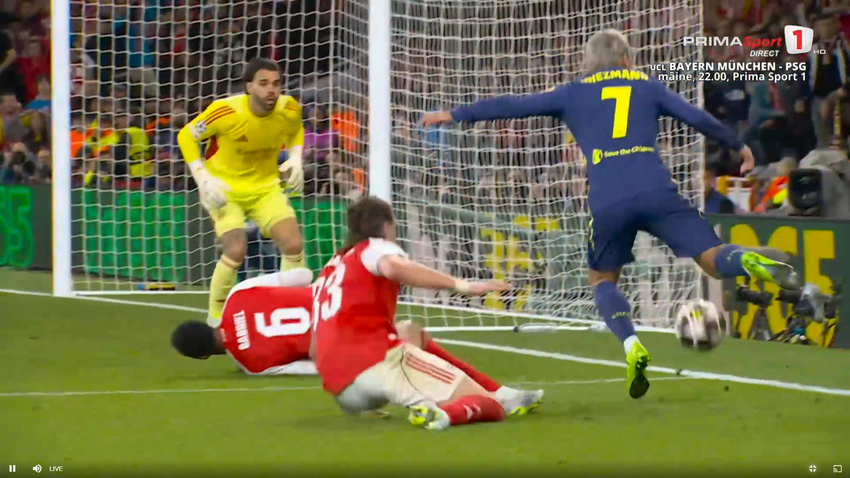 Penalty nedat Arsenal - Atletico