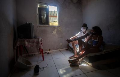 „Țara e condamnată la o tragedie istorică din cauza răspunsului președintelui la coronavirus” » Mesaj puternic în ziua în care Brazilia a ajuns pe 3 la numărul de morți