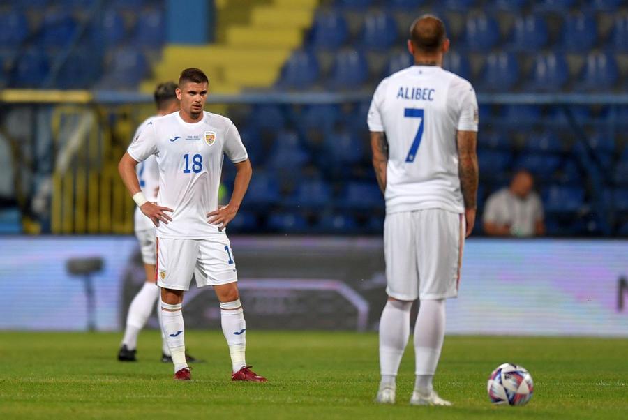 Răzvan Marin, stânga Ne facem că jucăm fotbal