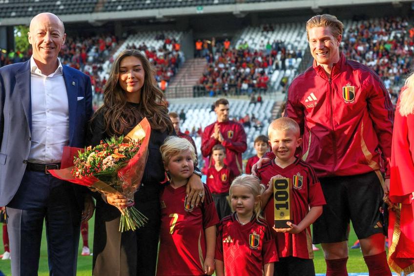 Kevin De Bruyne, premiat pentru selecția 100 la naționala Belgiei, foto: X