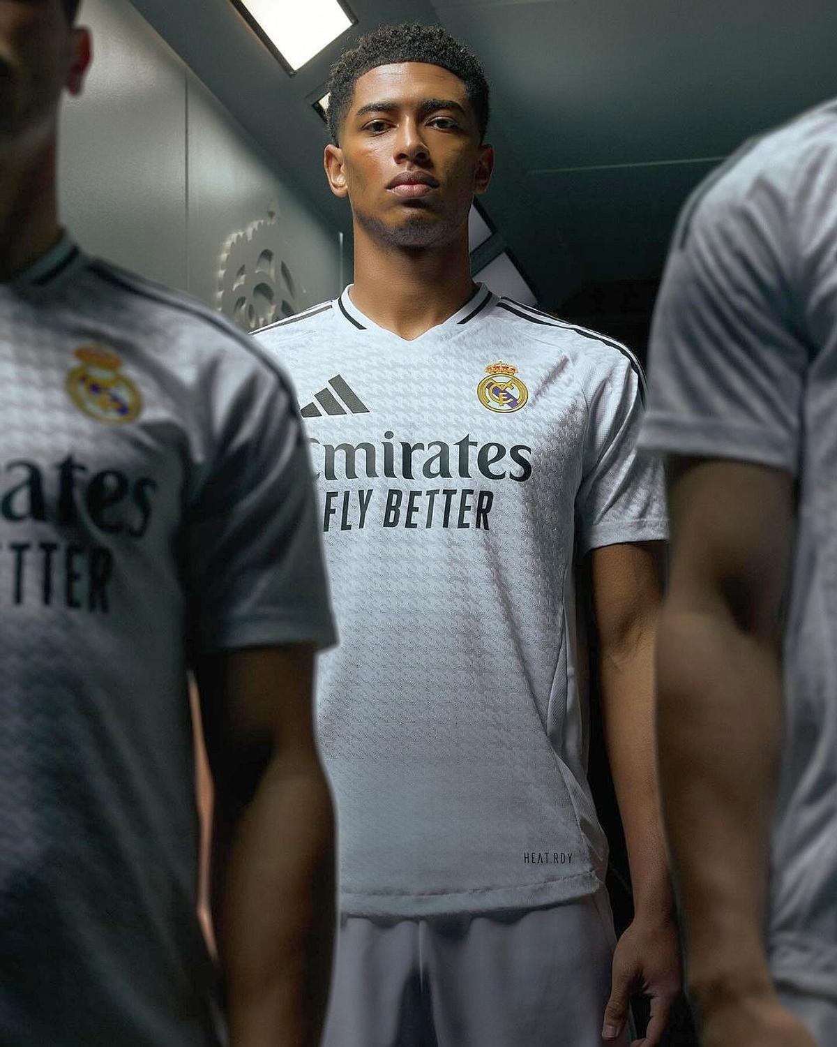 Real Madrid a prezentat tricourile pentru următorul sezon » Detaliul care i-a nemulțumit pe fani: „Ce e asta?!”