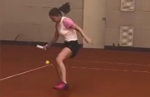 Simona Halep a revenit pe teren înainte de Sports Festival » Cum a fost surprinsă sportiva