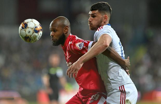 Jucătorul dat afară de Dorinel Munteanu a ajuns în Liga 2! Încă un transfer pentru Coman și Dică la FC Argeș