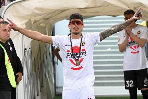 După un sezon foarte bun, Florinel Coman (25 de ani), extrema stângă de la FCSB, a avut o creștere spectaculoasă a cotei de piață.