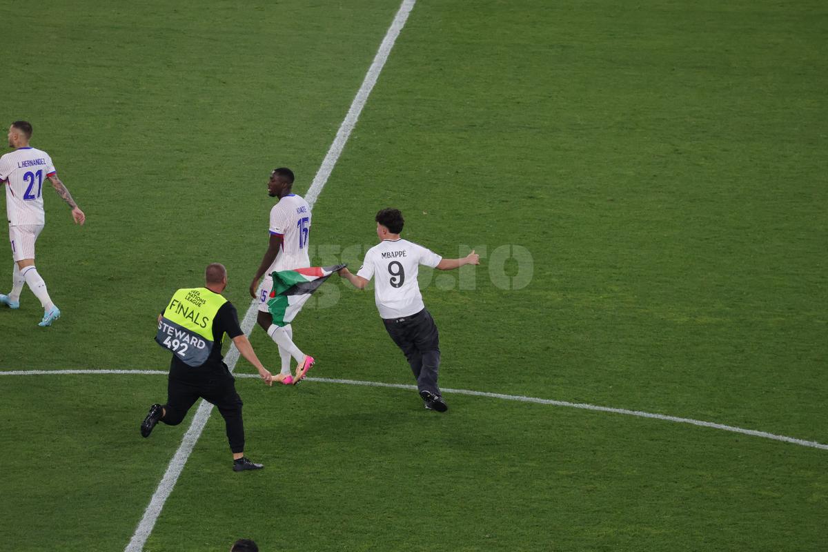 Imaginile pe care UEFA le-ar fi vrut interzise în Spania - Franța » Fotoreporterul GSP a surprins cele mai tari cadre