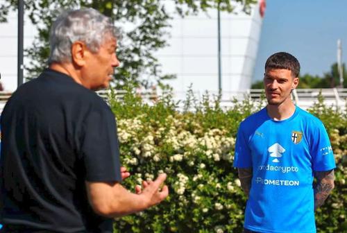 Dennis Man e anunțat titular contra Austriei