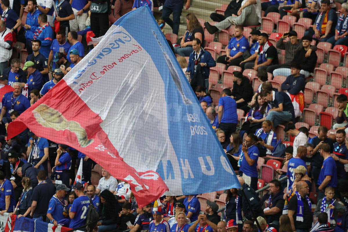 Invenție nemțească la Spania - Franța » Ce au făcut locuitorii din Stuttgart ca să plece cu sute de euro acasă