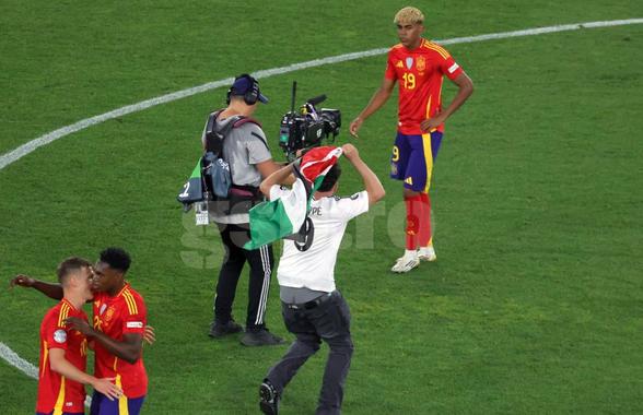 Imaginile pe care UEFA le-ar fi vrut interzise în Spania - Franța » Fotoreporterul GSP a surprins cele mai tari cadre