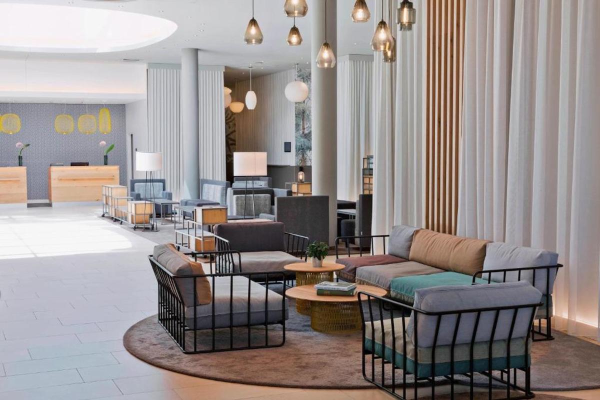 Courtyard by Marriott, hotelul unde vor fi cazați „tricolorii”, înainte de Austria - România