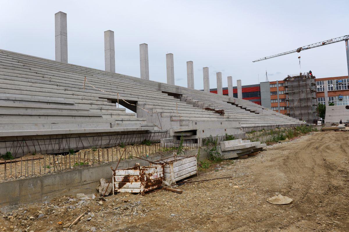 Austeritate? Nu și aici! Gazeta a intrat pe șantierul stadionului din România unde lucrările avansează într-un ritm-fulger: „Am trecut de jumătate”