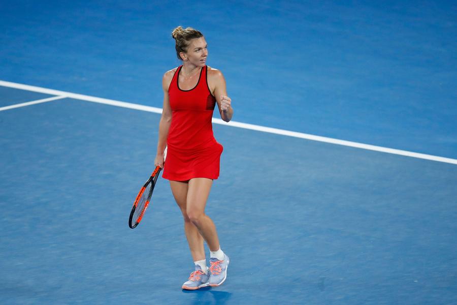 Simona Halep în 2018 la Australina Open FOTO Guliver/GettyImages Maja Chwalinska, la fel ca Simona Halep » Va juca o finală de Mare Șlem fără a avea un contract cu o firmă de echipament sportiv