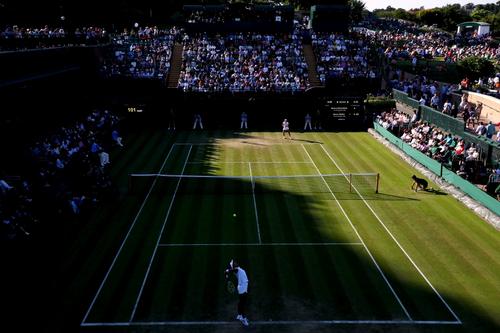 Imagine din meciul Naomi-Osaka-Monica Niculescu, disputat în primul tur la Wimbledon în 2018 FOTO Guliver/GettyImages