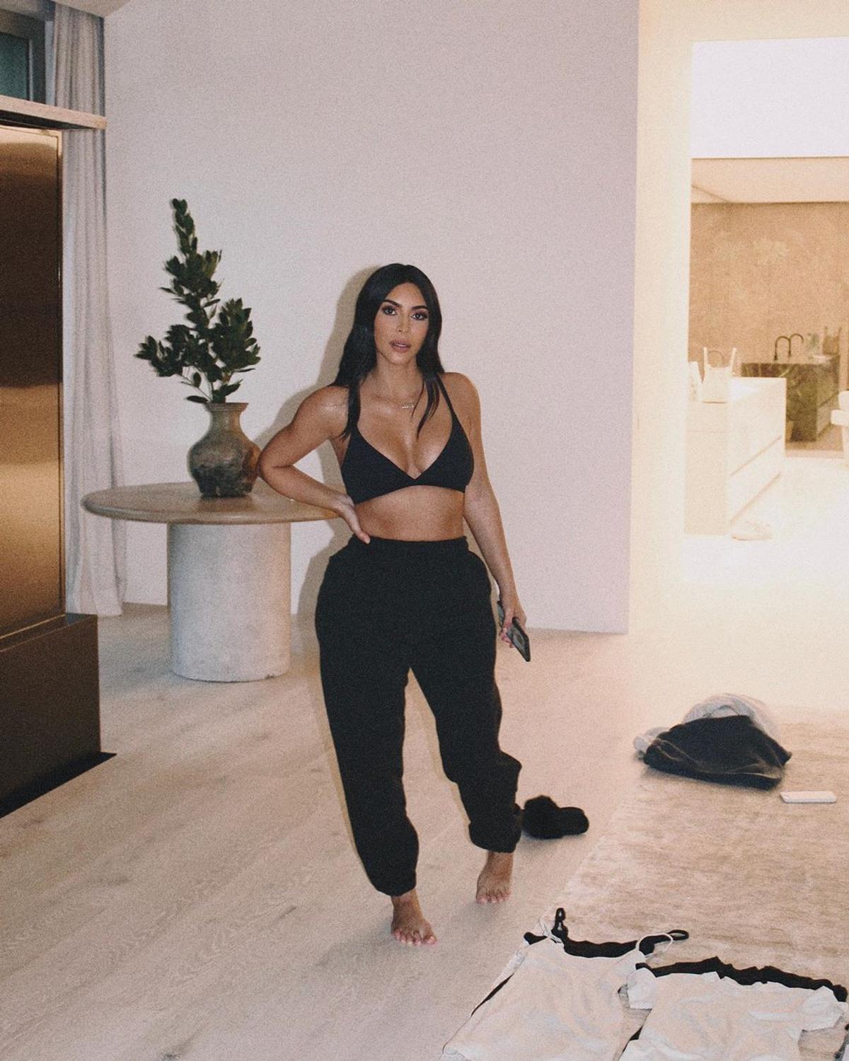 FOTO Kim Kardashian, prima doamnă în SUA? Kanye West candidează la președinție! Ce miliardar îl susține