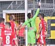 Vali Lazăr, schimb de înjurături cu un fan după meciul Clinceni - Dinamo 1-3: „Vrei să te pup?! Mă doare în p***”
