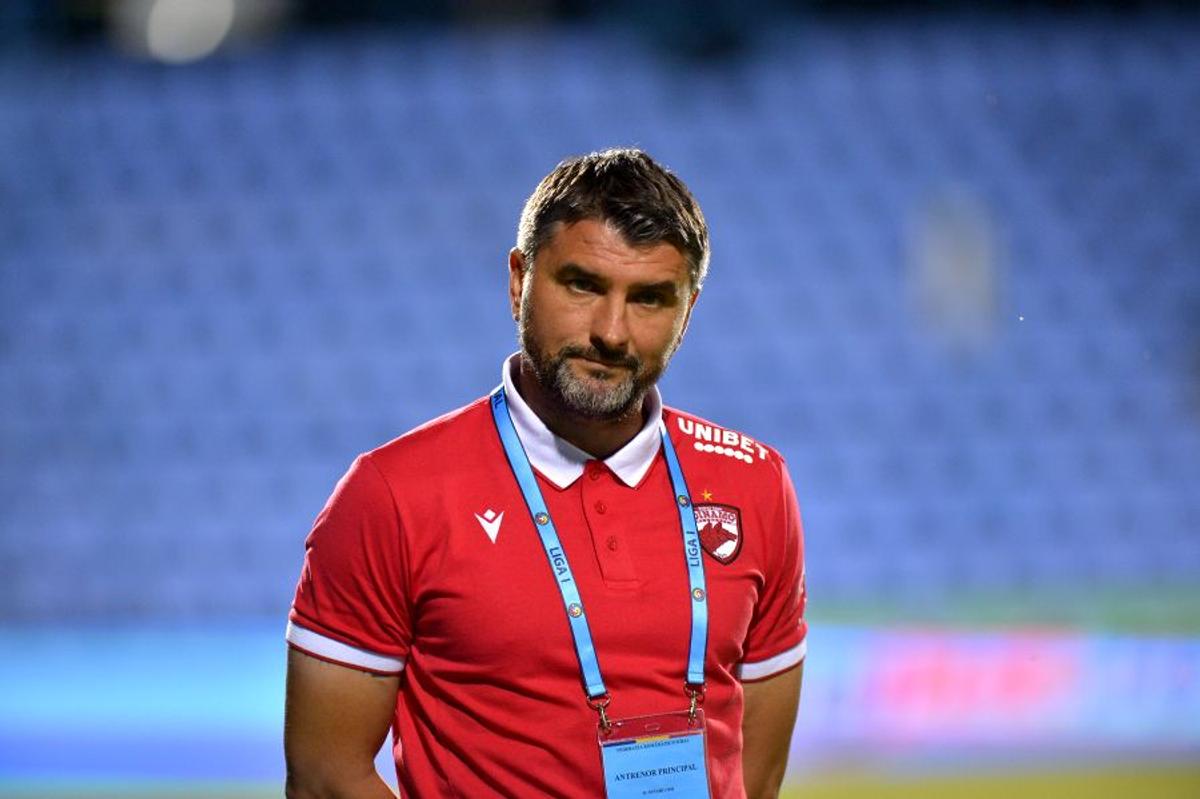 ACADEMICA CLINCENI - DINAMO 1-3 // Adrian Mihalcea surprinde: „Nu mă uit pe clasament, nu știu pe ce loc suntem! Suntem niște proști” + de ce l-a umilit pe puștiul Borcea